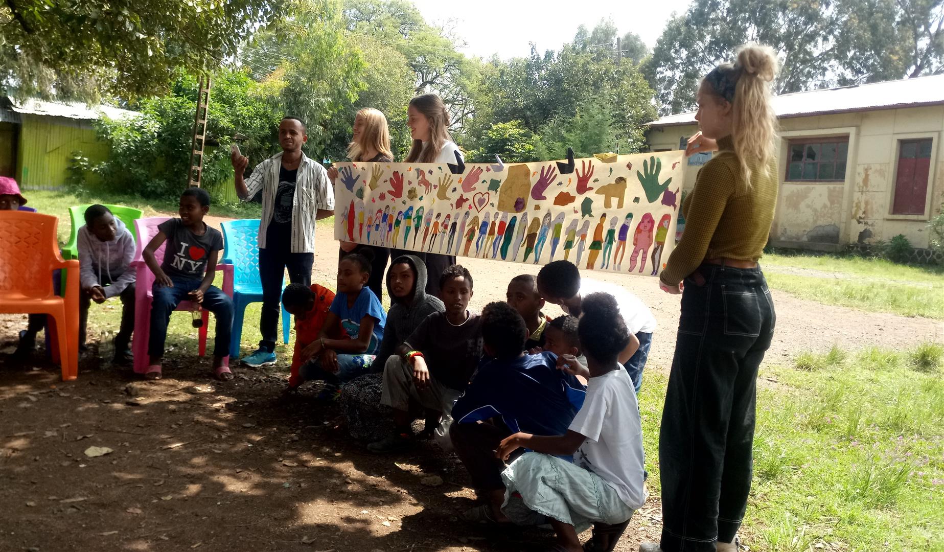 Volunteers at Yenege Tesfa